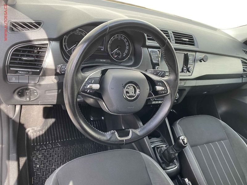Škoda Fabia (2021) 1.0 TSi, 2.maj,ČR, Style, - fotka 12 z 18
