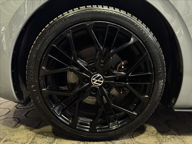 Volkswagen ID.3 150kW 1ST PRO PERFORMANCE - fotka 40 z 42