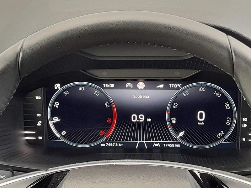 Škoda Karoq Top Selection 1.5 TSI 110kW 6M - fotka 13 z 20