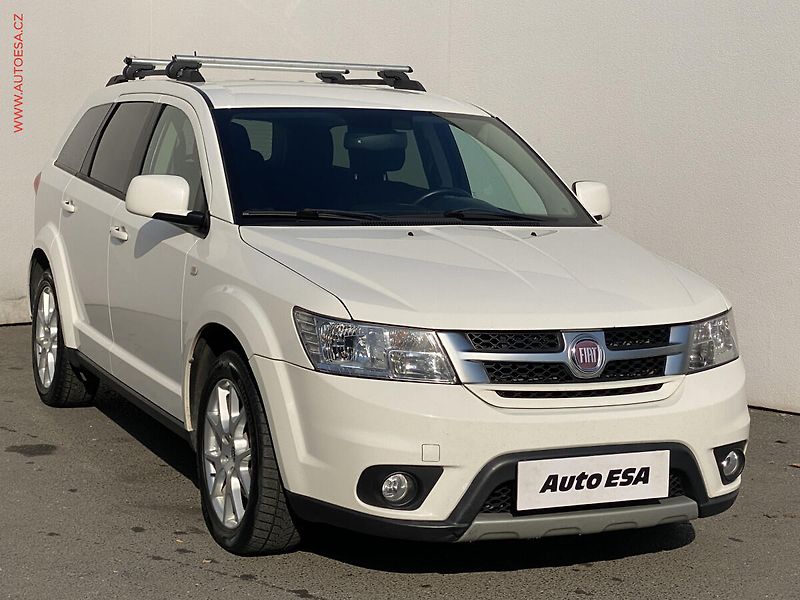 Fiat Freemont (2014) 2.0 JTD 4x4, 7míst, AT, navi - fotografie inzerátu
