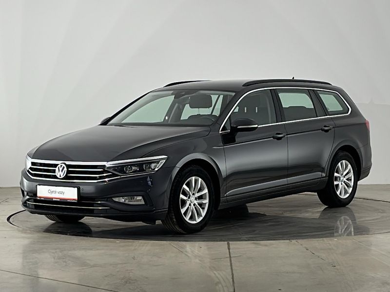 Volkswagen Passat Bussines - fotka 1 z 29