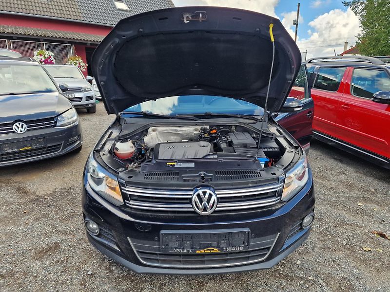 Volkswagen Tiguan 2,0TDI 4x4 LIFE NAVI TZ - fotka 19 z 19
