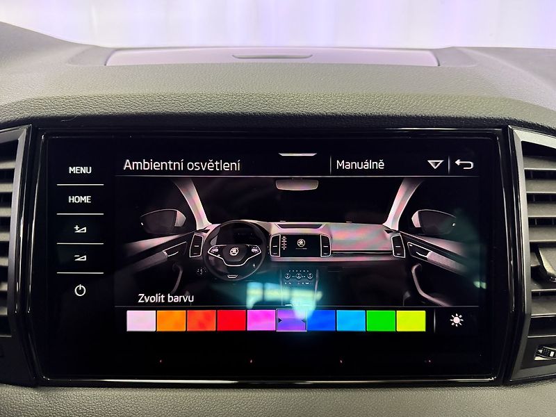 Škoda Karoq 1.5TSI DSG SPORTLINE EXCLUSIVE - fotka 17 z 26