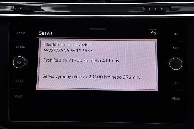 Volkswagen Tiguan Allspace 2.0TDi RLINE DSG 4MOTION 1M ČR - fotka 32 z 44