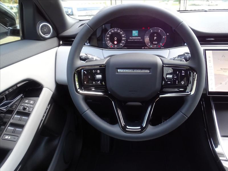 Land Rover Range Rover Evoque (2026) 2,0 D165 DYNAMIC SE AWD - fotka 11 z 25