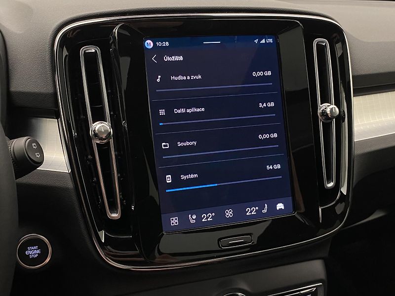 Volvo XC40 (2026) B3 AUT DARK ULTRA  - fotka 58 z 64