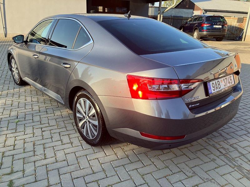 Škoda Superb (2022) 2.0TDI 110kW DSG STYLE PLUS - fotka 5 z 30
