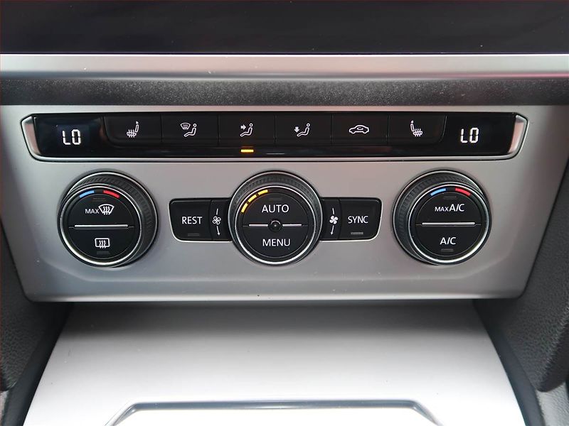 Volkswagen Passat (2018) Comfortline 2.0 TDI, Automat - fotka 12 z 18