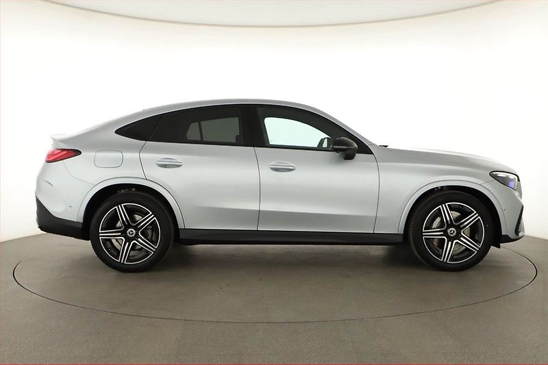 Mercedes-Benz GLC (2025) 220 d 4MATIC - fotka 6 z 27
