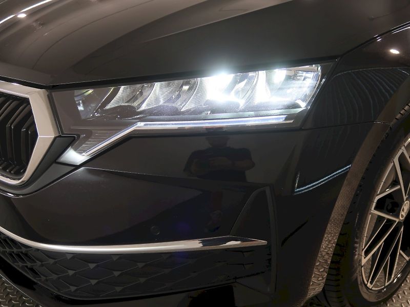 Škoda Octavia (2024) TOP SELECTION 2.0TDI 110KW DSG - fotka 10 z 43