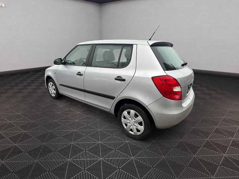 Škoda Fabia (2010) 1.2Tsi 63kw - fotka 5 z 23