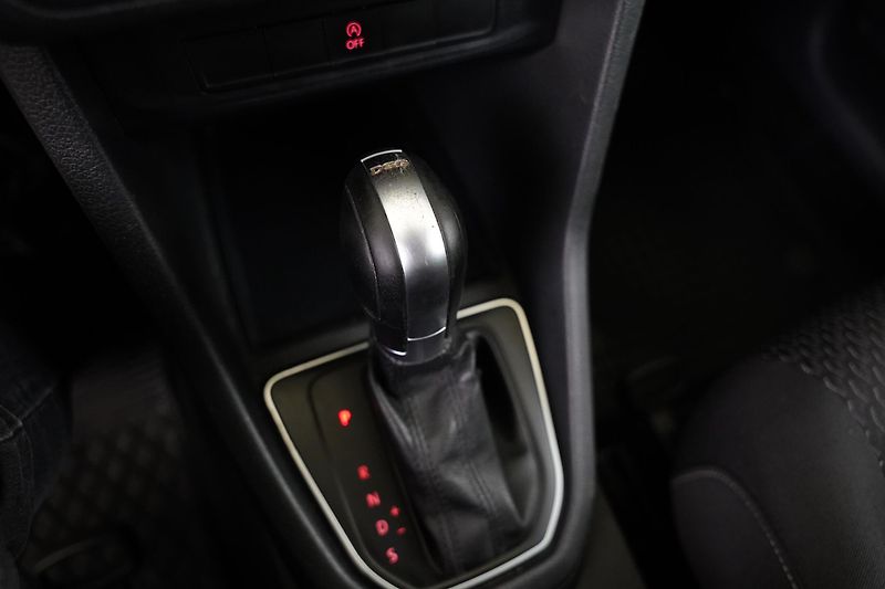 Volkswagen Caddy - fotka 24 z 28