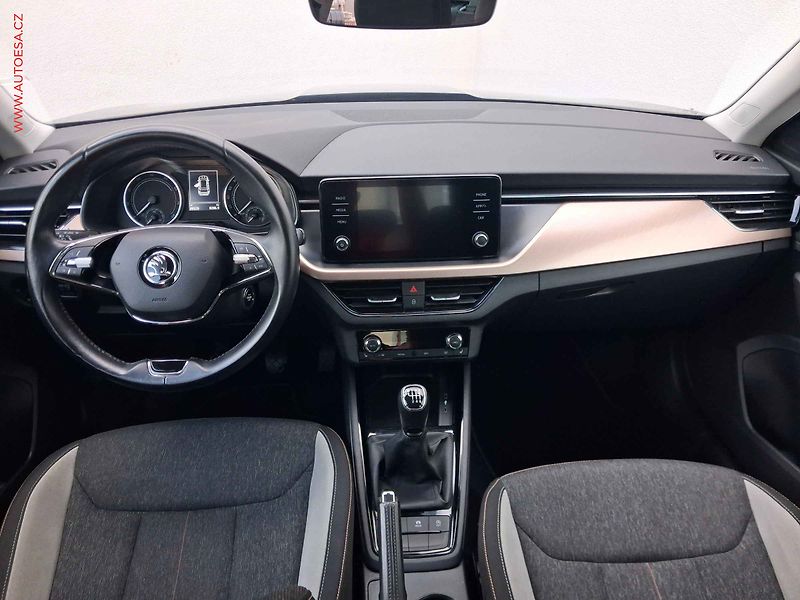 Škoda Kamiq (2021) 1.0 TSi, Style - fotka 8 z 19