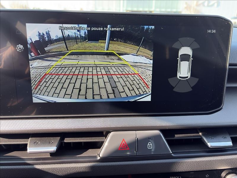 Kia Stonic (2025) 1,0   T-GDI SPIN - fotka 15 z 20