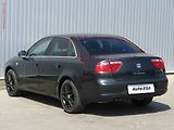 Seat Exeo (2009) 2.0 TDi, AC, park.asistent - náhled 6