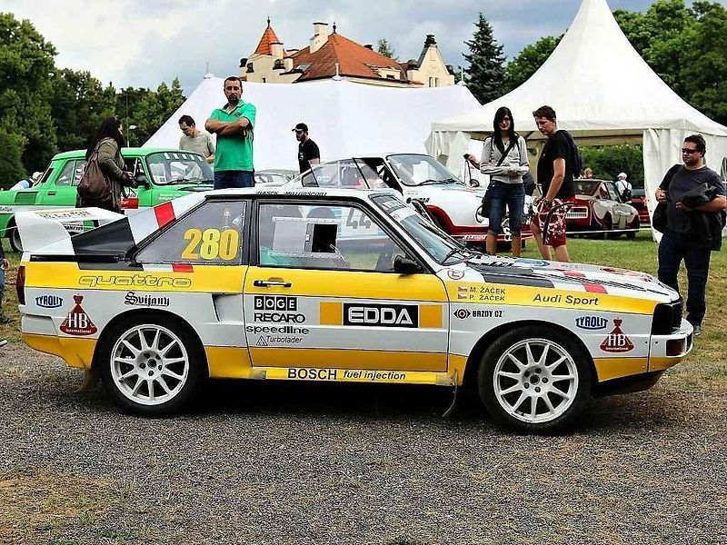 AMG 300 SEL má zajímavou přezdívku. Vozu se říká 