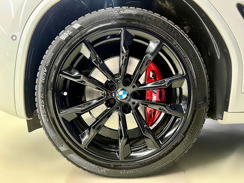 BMW X3 2.0d xDrive M-PAKET, HARMAN - fotka 9 z 31