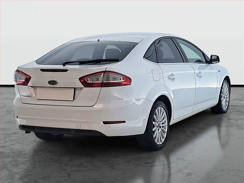 Ford Mondeo (2013) 2.0 TDCi, Serv.kniha, Tempomat - fotka 5 z 17
