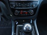 Peugeot 508 (2012) 2.0 HDi, Tempomat - náhled 15