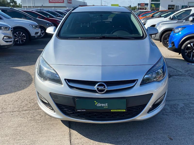 Opel Astra - fotka 3 z 11