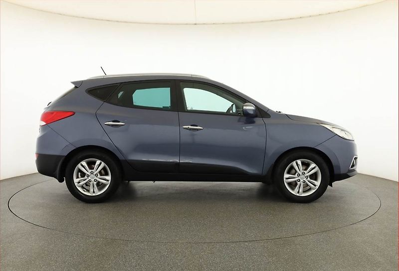 Hyundai ix35 (2011) 2.0 CRDi, 4X4, po STK - fotka 6 z 15
