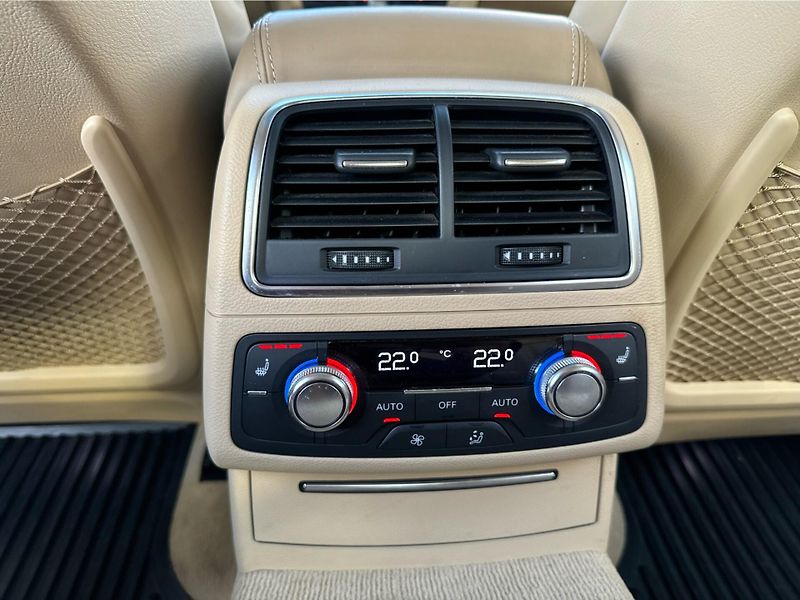 Audi A7 3.0Bitdi S-line  230kw Quattro - fotka 16 z 30