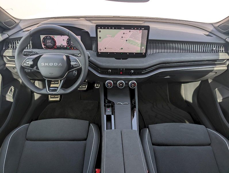 Škoda Superb (2026) Combi 2,0 TDI / 142 kW DSG 4x4 - fotka 5 z 30