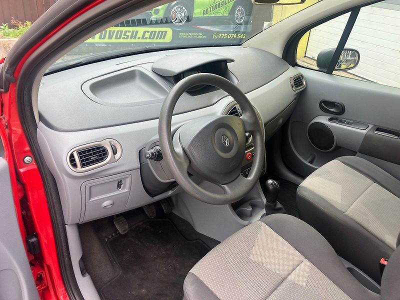 Renault Modus 1,2i (55kW)*STK DO 6/2028* - fotka 7 z 14
