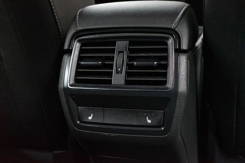 Škoda Kodiaq 2.0 TDI 4x4*STYLE+*TAŽNÉ*ČR 1M - fotka 15 z 52