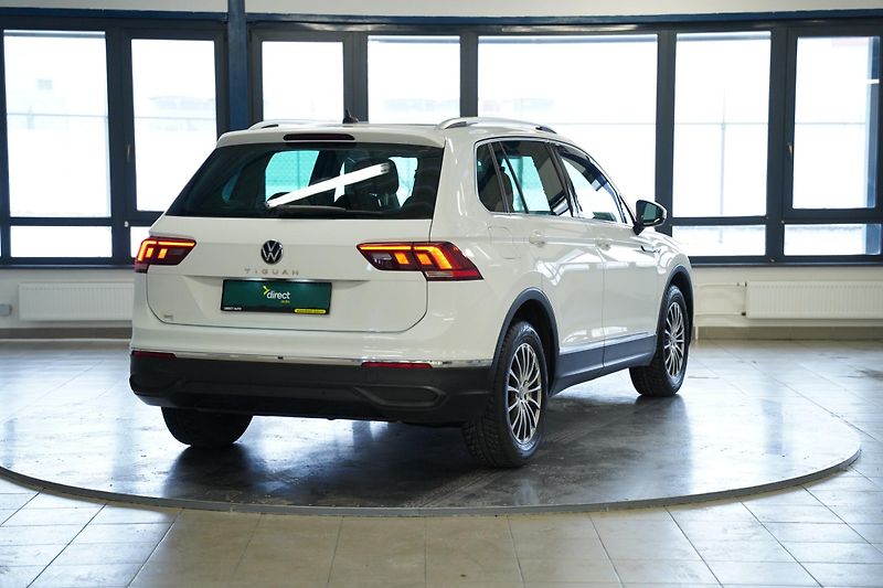 Volkswagen Tiguan - fotka 2 z 31
