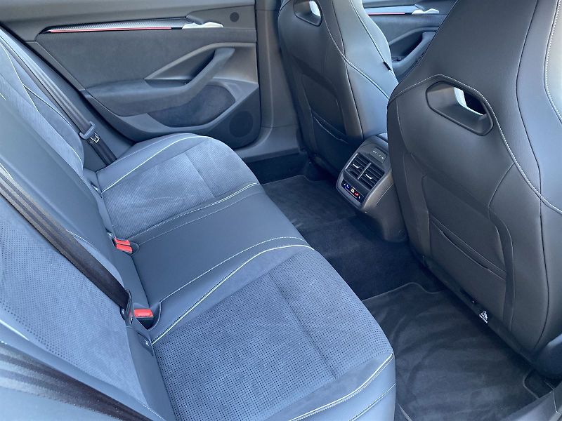 Škoda Superb (2025) Combi 2.0 TDI 4x4 DSG Sportlin - fotka 9 z 41