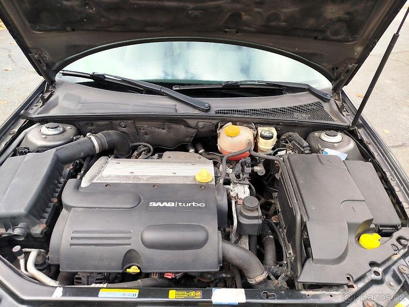 Saab 9-3 2.0T VECTOR HIRSCH,XENONY,KŮŽE - fotka 16 z 17