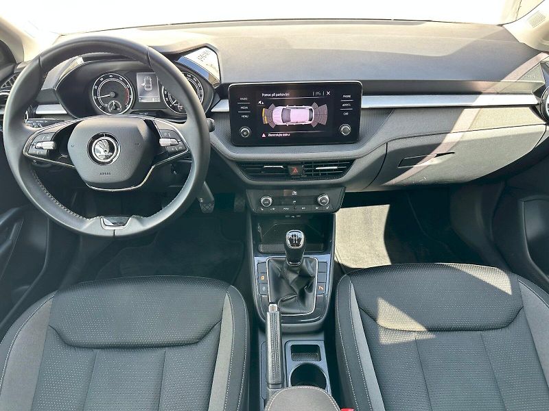 Škoda Fabia (2023) 1.0 TSI 70kW Ambition Plus - fotka 5 z 24