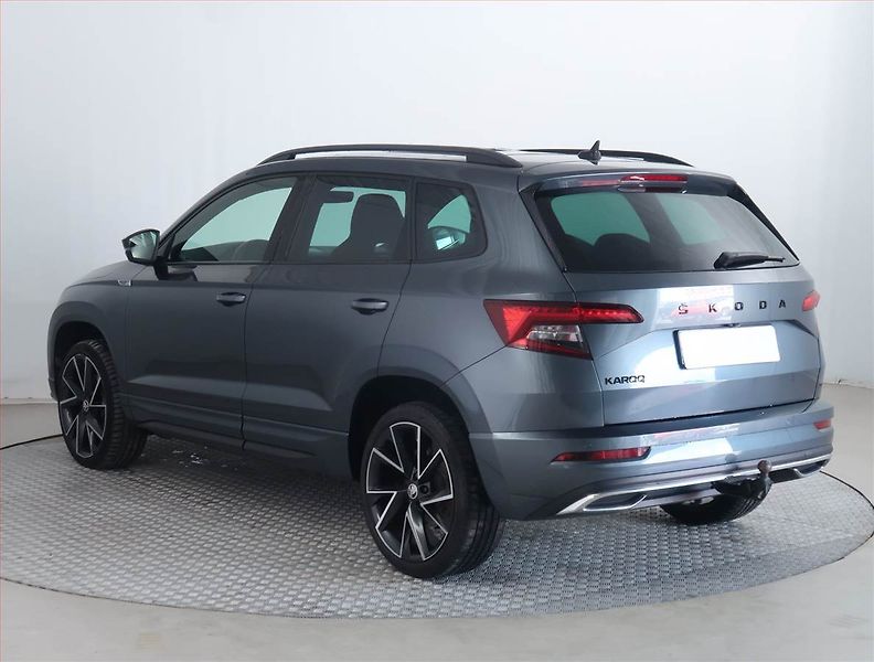 Škoda Karoq (2021) Sportline 1.5 TSI - fotka 4 z 23