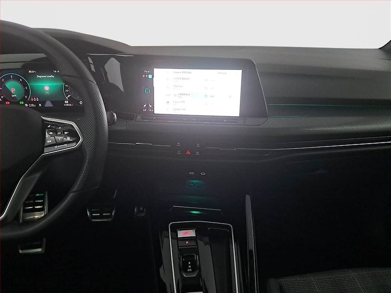 Volkswagen Golf (2024) 2.0 TDI GTD - fotka 12 z 21