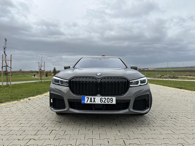 BMW Řada 7 (2019) BMW 745Le xDrive LONG aut. ser - fotografie inzerátu
