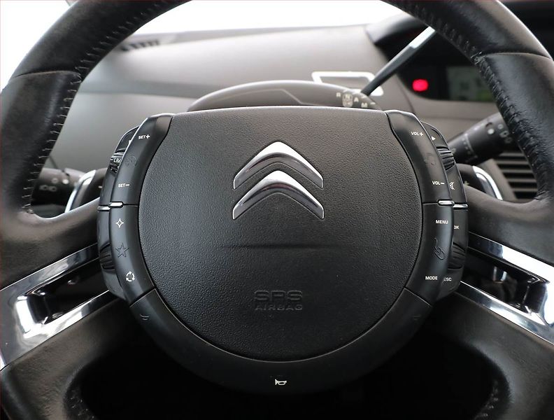 Citroën C4 Picasso (2011) 1.6 HDi, Automat, Serv.kniha - fotka 8 z 15