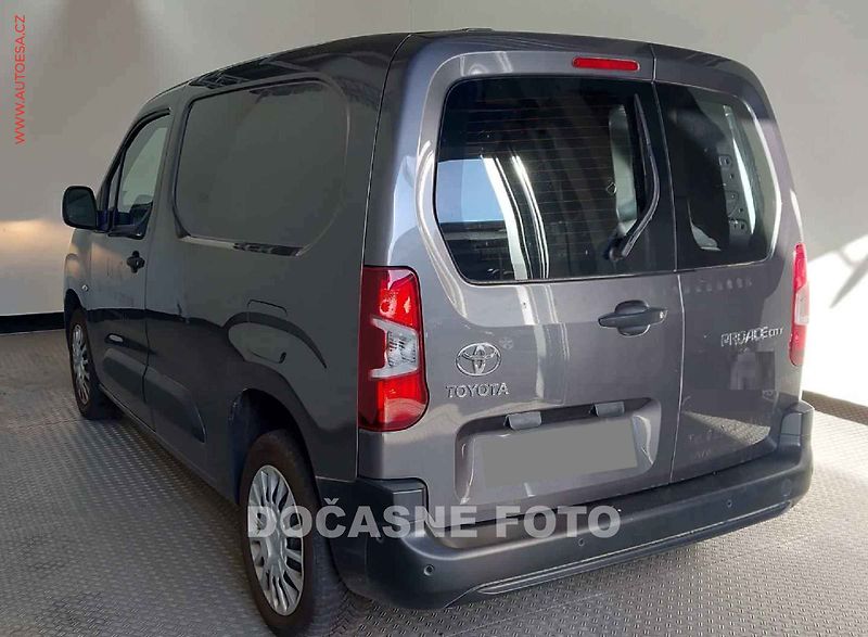 Toyota ProAce City (2021) 1.5D-4D, Meister, AC - fotka 4 z 8