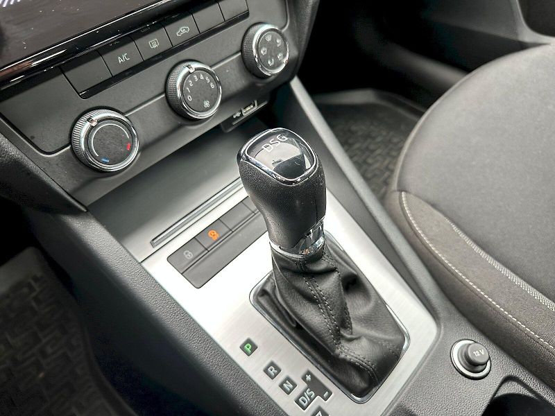 Škoda Octavia (2018) 1.6 TDI 85kW DSG Ambition Fres - fotka 18 z 22