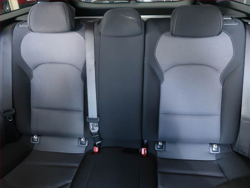 Hyundai i30 (2023) Comfort 1.5 DPI, ČR,1.maj - fotka 10 z 15