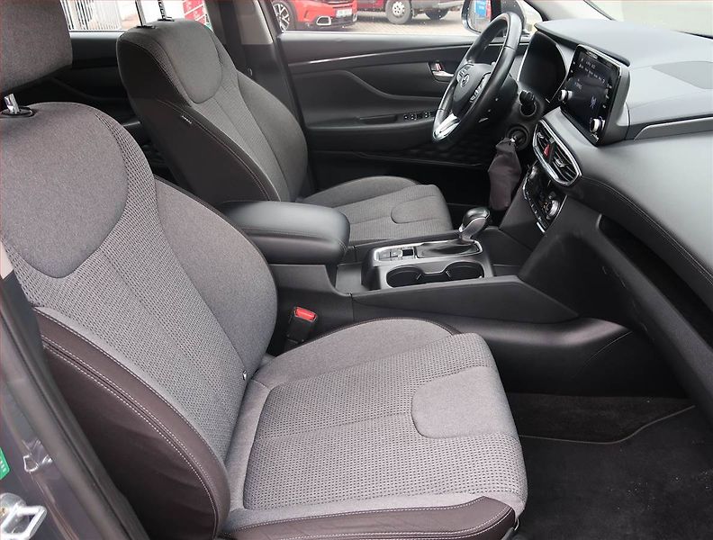 Hyundai Santa Fe (2023) 2.2 CRDi - fotka 9 z 20