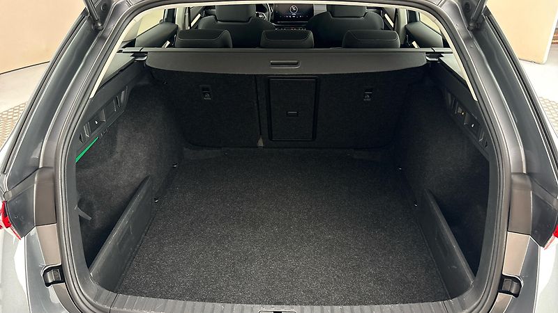 Škoda Octavia 1.5 TSI Style Combi - fotka 17 z 25