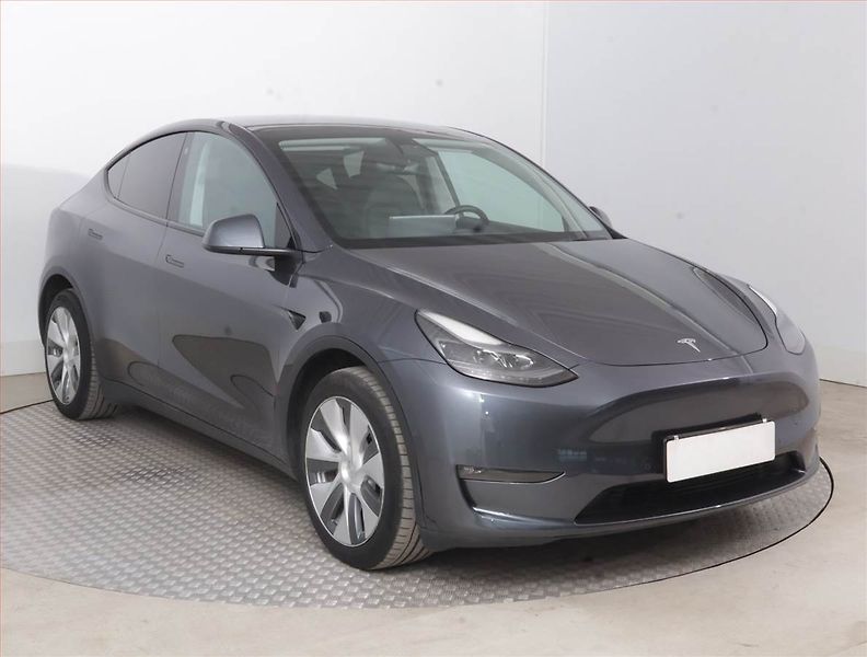 Tesla Model Y (2022) Long Range AWD 79kWh, SoH 90% - fotografie inzerátu