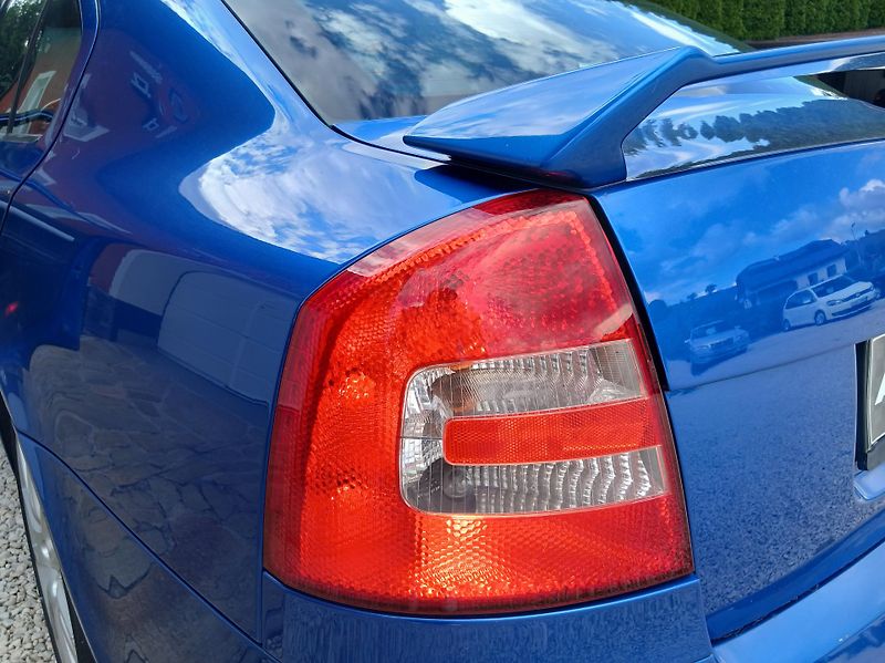 Škoda Octavia 2.0 TFSi RS - fotka 30 z 34