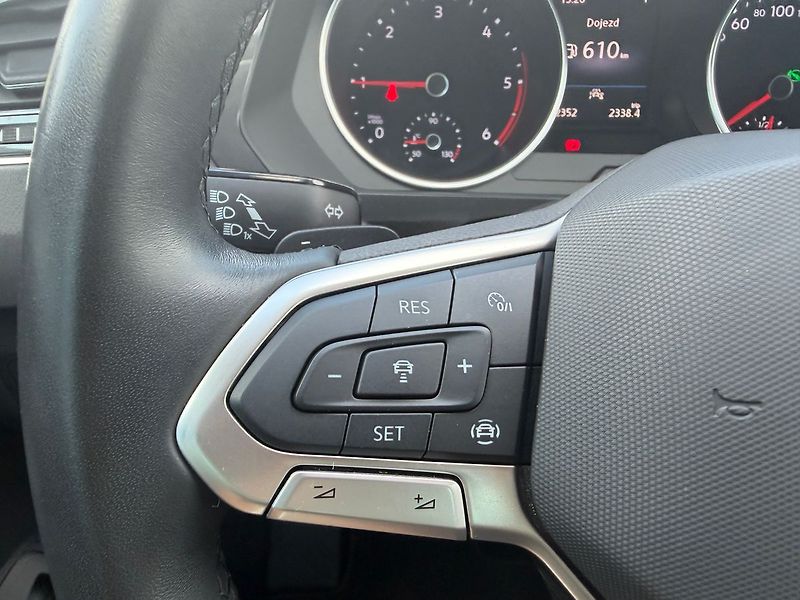 Volkswagen Tiguan Life  2,0TDI 110kW DSG - fotka 7 z 22