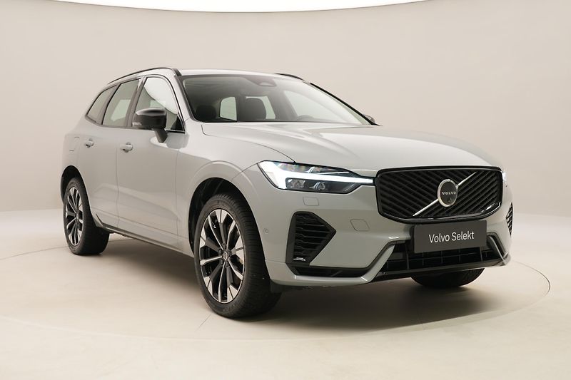 Volvo XC60 T8 AWD RECHARGE DARK ULTRA CZ - fotka 15 z 61