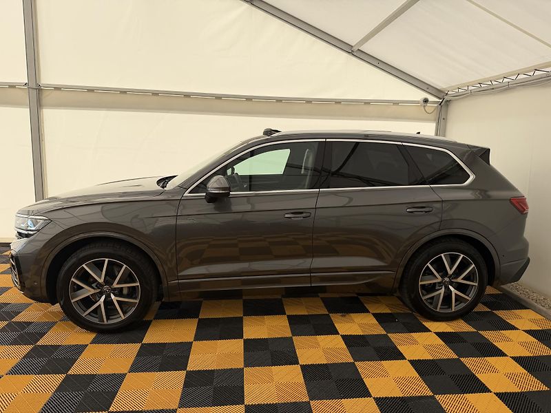 Volkswagen Touareg 3.0Tdi*210kw*DPH*Final-Edition - fotka 4 z 50