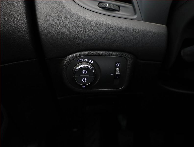 Opel Zafira (2017) 2.0 CDTI, 7 míst, Kůže, Navi - fotka 14 z 20