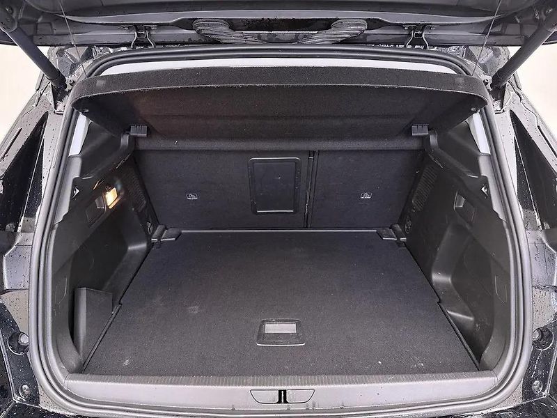 Opel Grandland X 1.5CDTi 96kW Ultimate LED 1Maj - fotka 13 z 14