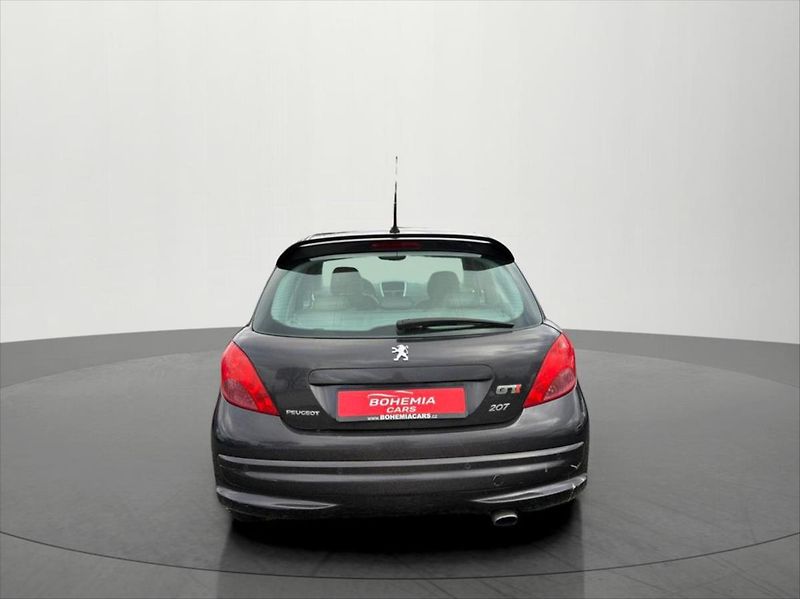Peugeot 207 1,6 GTi 110 KW - fotka 6 z 19